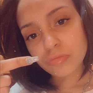 Meet your Posher, Shayla